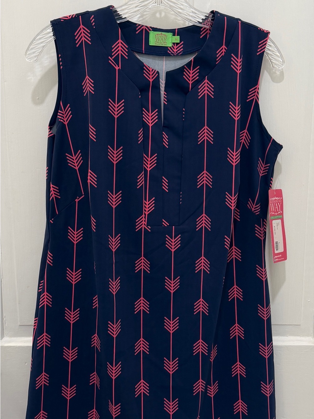 Katherine Way Navy Sleeveless Shift Dress with Pink Arrow Print